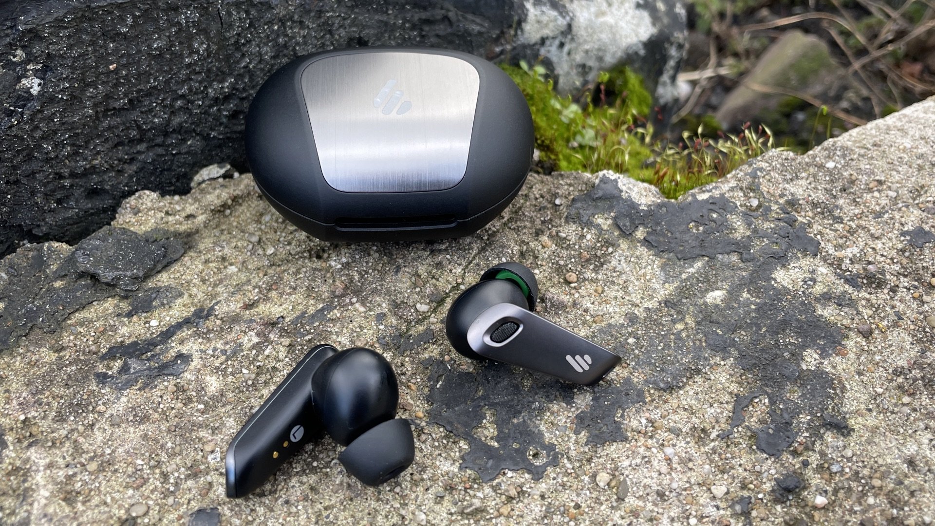 Edifier NeoBuds Pro review in 2022: Still the best ANC earbuds!
